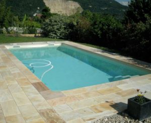 Piscine à coque à la Buisse autour de Grenoble