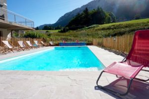 Construction d'une piscine à l'hôtel de Rencurel