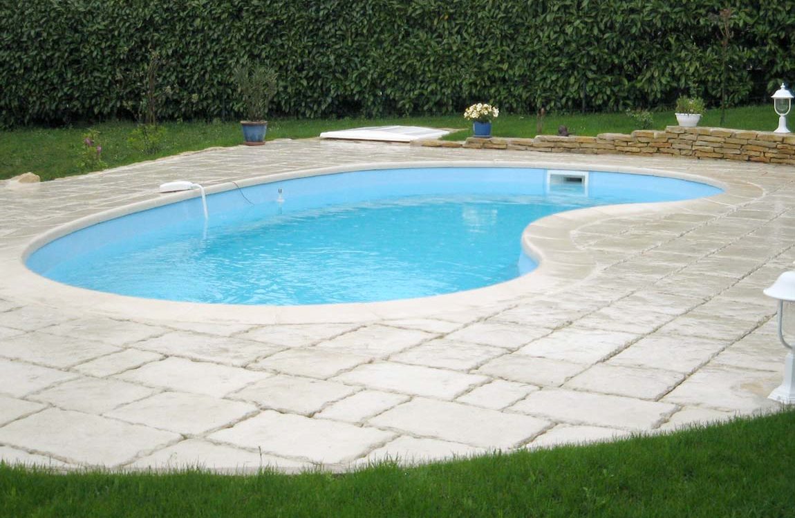 Construction d'une piscine à coque à Bourgoin Jallieu