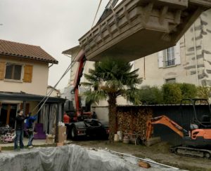 Transport et pose d'une piscine à coque à Domène