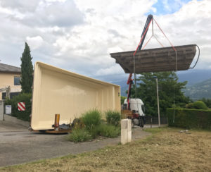 Livraison d'une piscine à coque sur la commune de Bernin