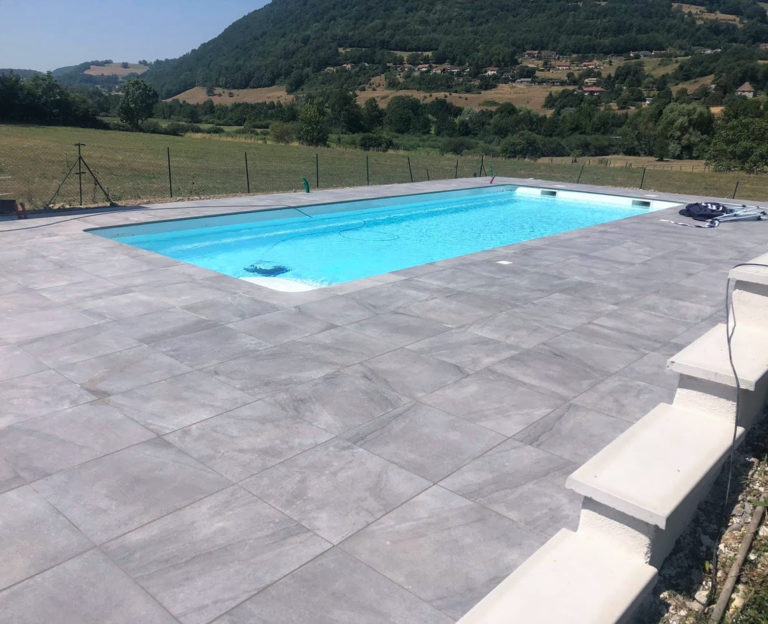 Rénovation d'une vielle piscine et de sa terrasse