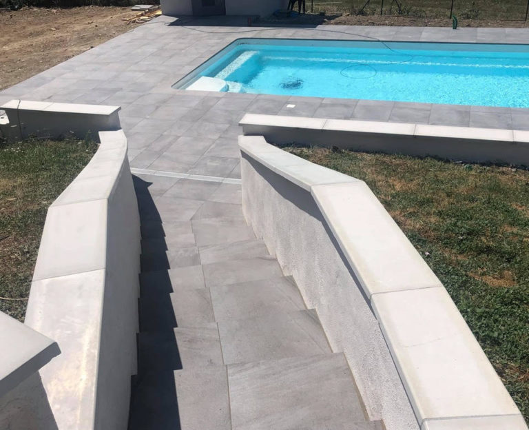 Rénovation d'une vielle piscine et de sa terrasse